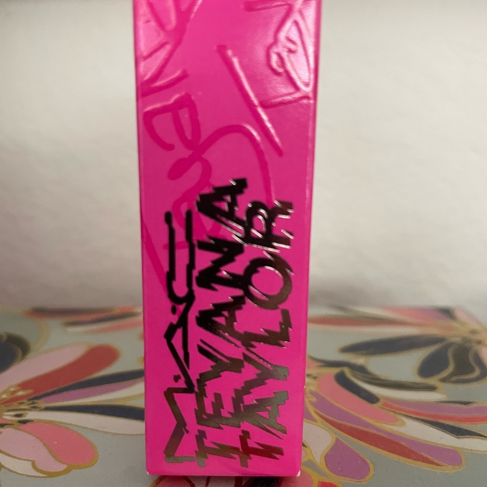 MAC Cosmetics Teyana Taylor A Rose in Harlem Lipstick